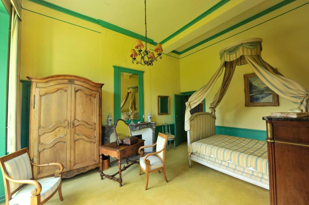 Chateau Du Riau Villeneuve-sur-Allier Room photo